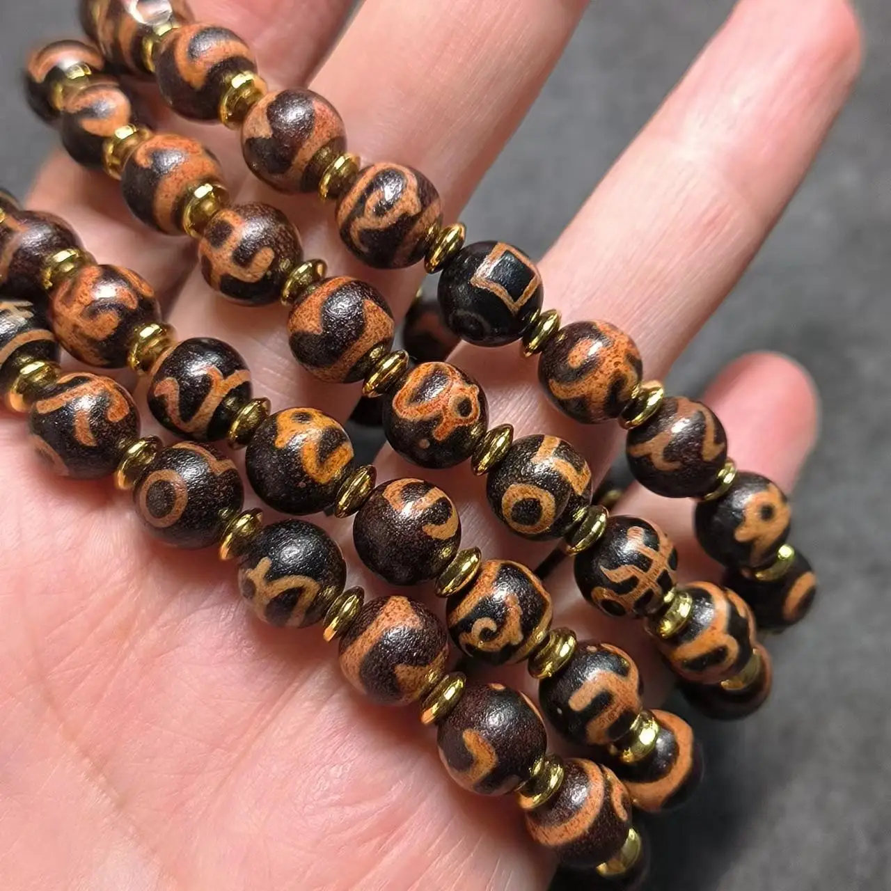 1pcs/lot Natural Black Red Onyx Dzi Bracelet Dzi Beads in Various Patterns Mix and match beads folk-custom amulet precious taki