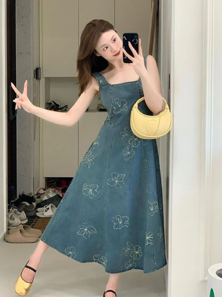 Summer New Women's Denim Dress Loose Commuter Leisure Print Retro Embroidered Strap Dress