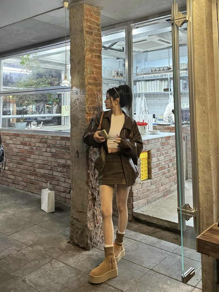 Amerikanischer Retro-Stil PU-Lederjacke Damen Motorradjacke Street-Style Locker Geschnitten Normale Länge Herbst Winter Oberteil