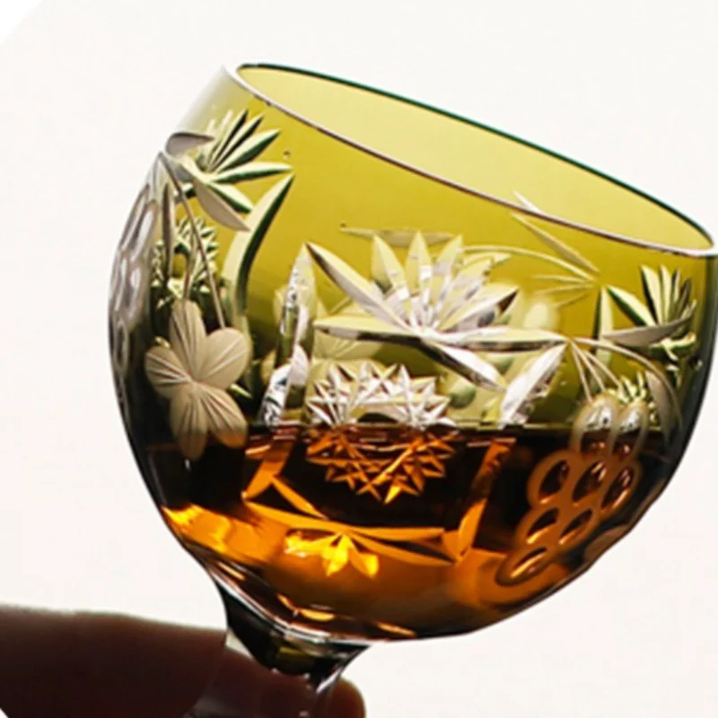 Vintage Champagne Glasses Creative Hand-carved Pattern Glasses Crystal High-heel Glass Celebration Souvenir Tabletop Glassware