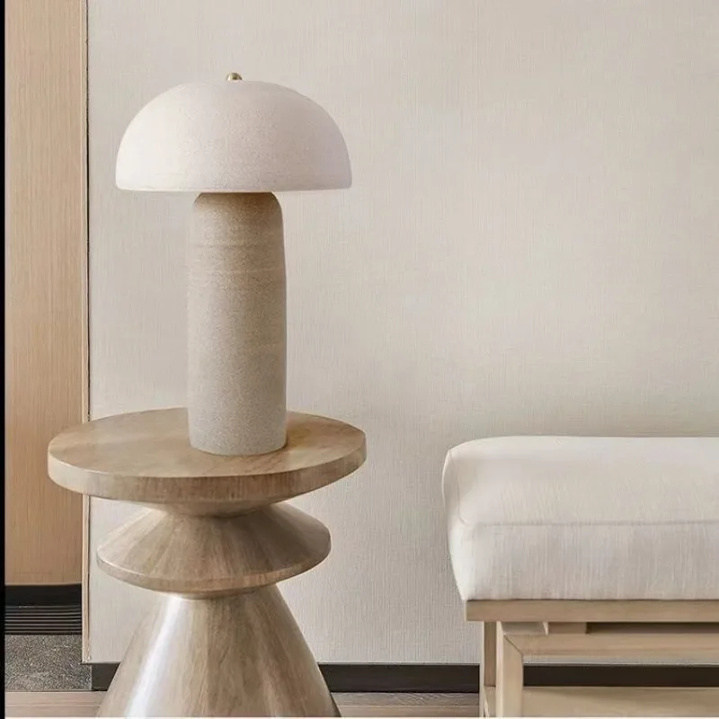 

Ceramic table lamp, bed and breakfast living room study bedroom bedside simple Japanese art cream style small table lamp