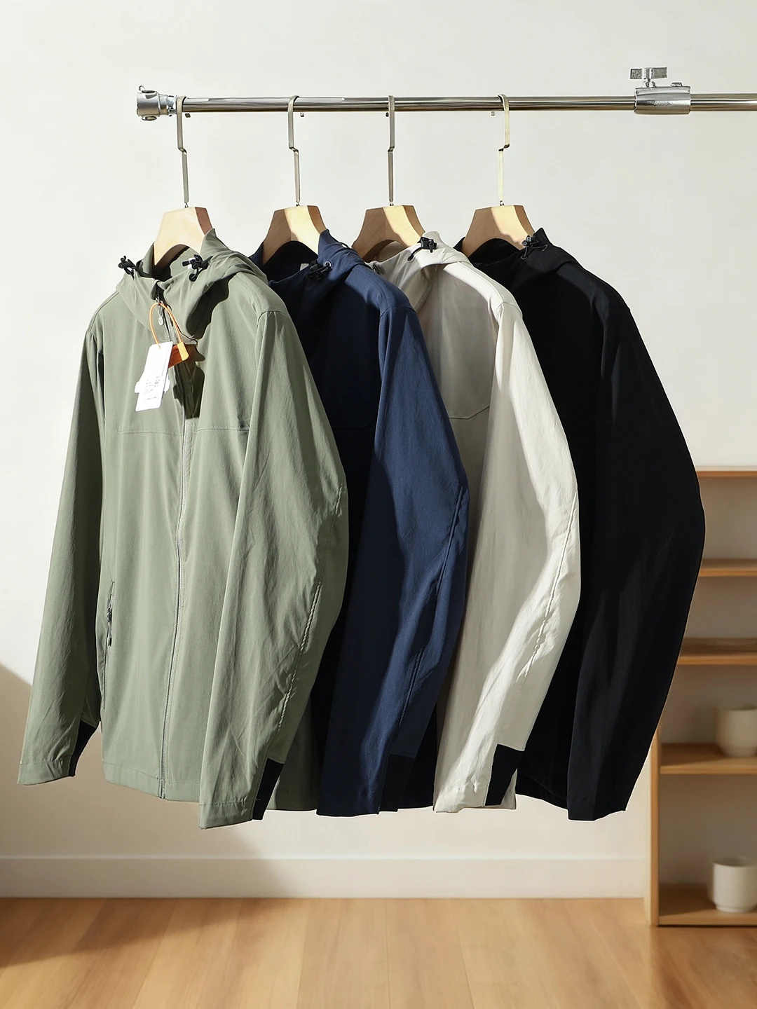 

Outdoor Ready! Waterproof Lotus Leaf Style Men's Pure Color Sporty Hooded Jacket Coat Standard Fit Daily Wear Polyester Nylon
