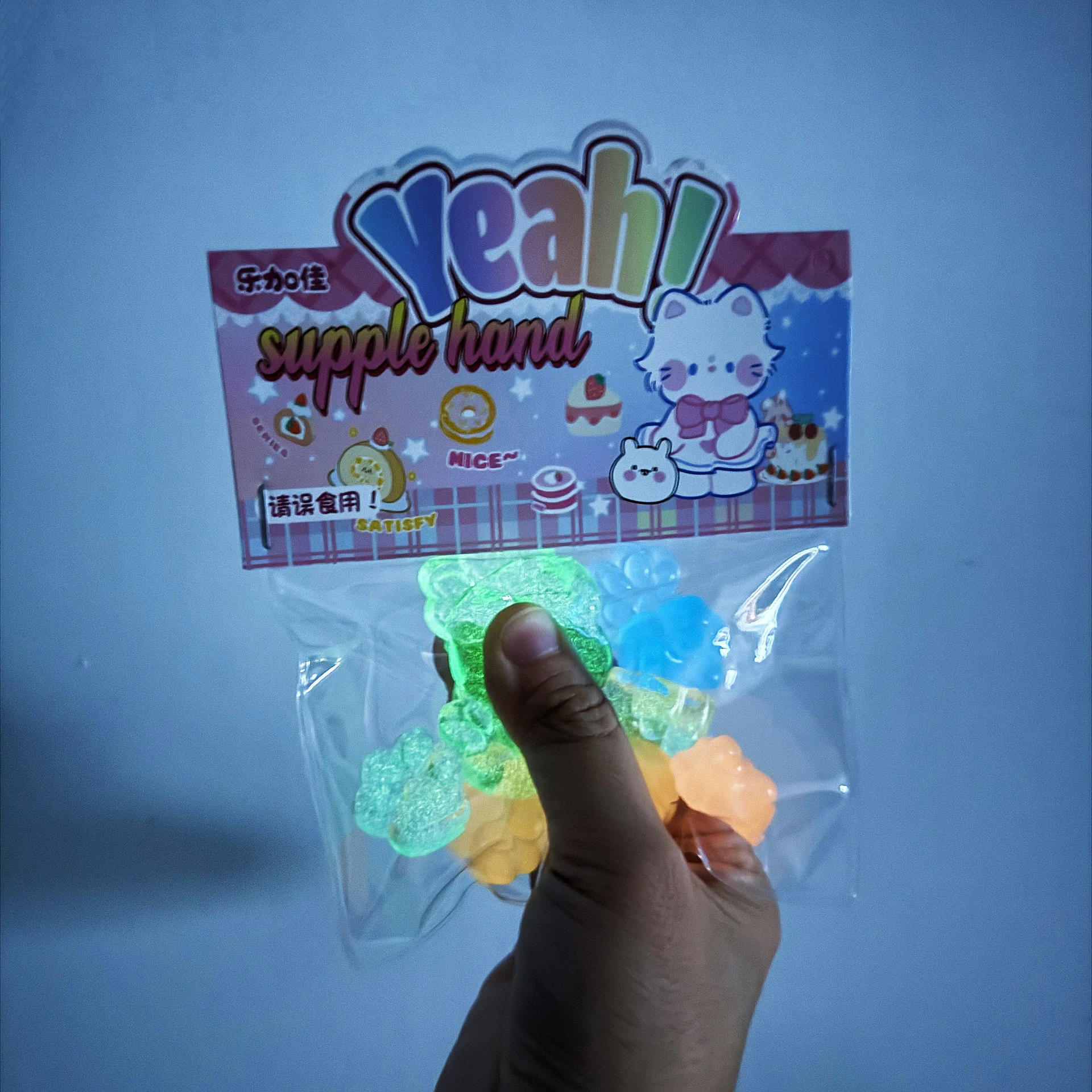 Kawaii Luminous Cat Paw Pinch Transparent Stress Relief Unique Squeeze Toy Soft Mud Feeling Crystal Candy Cat Claws Toys Gifts