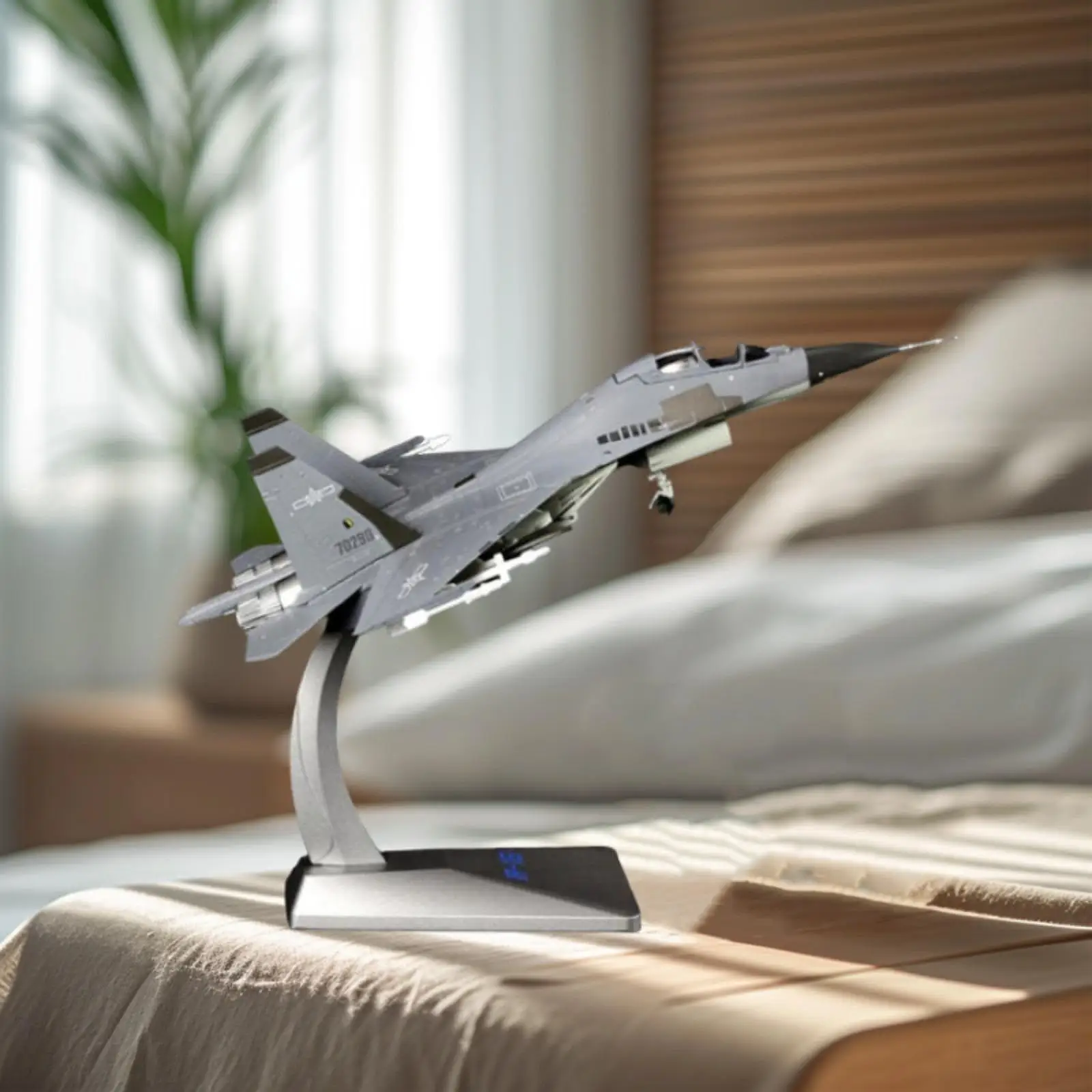 

1:72 SU 30 Diecast Fighter Model Collectible Fighter Jet Souvenir with Display Base for Living Room Bedroom Office Home Shelf