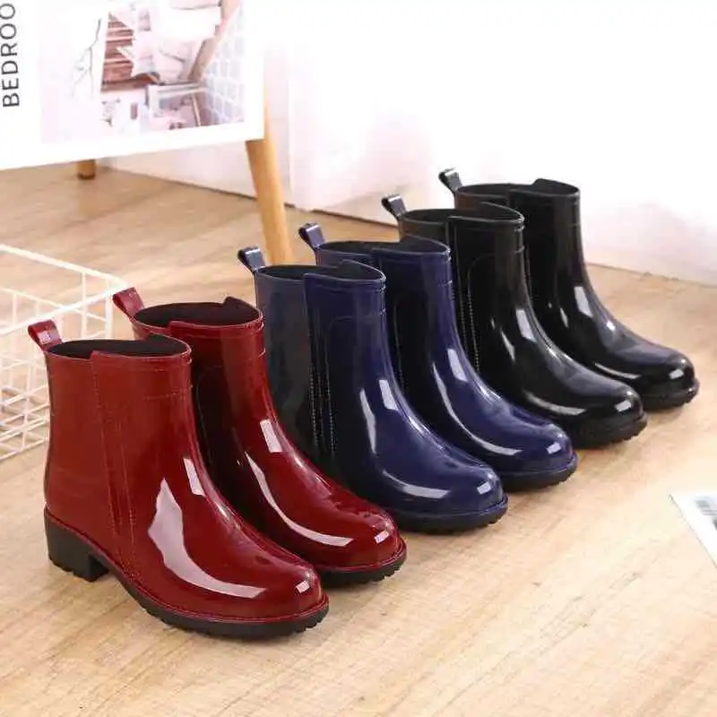 Women\'s Rain Boots Waterproof Rubber Sole Low Heel Winter Shoes Female Middle Tube Fashion Black Casual Luxury Design Ankle Boot