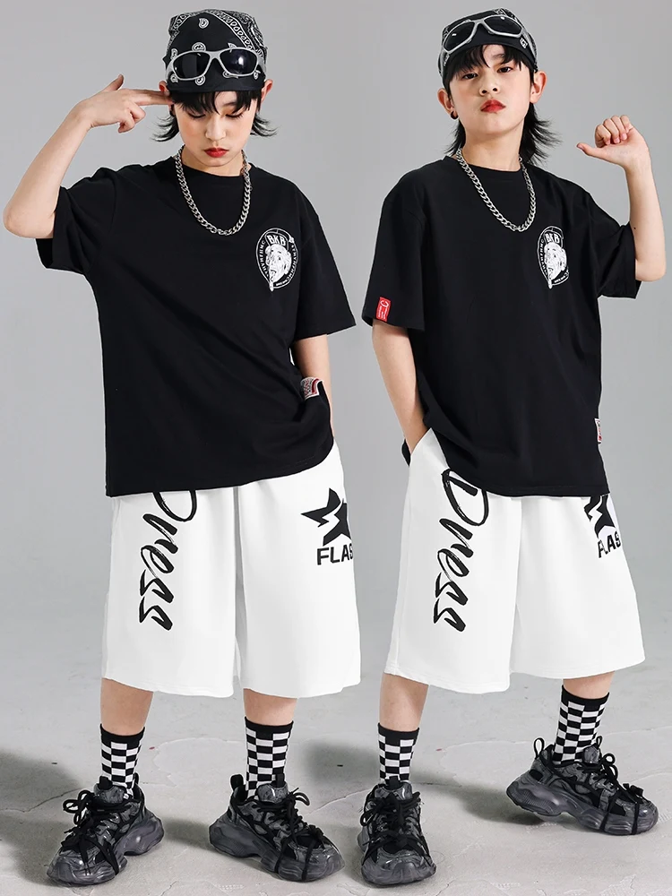 2025 Costumi di performance di danza jazz moderna per ragazze T-shirt nera Gilet bianco Pantaloncini larghi Abiti Ragazzi Abbigliamento Hip Hop DQS19843