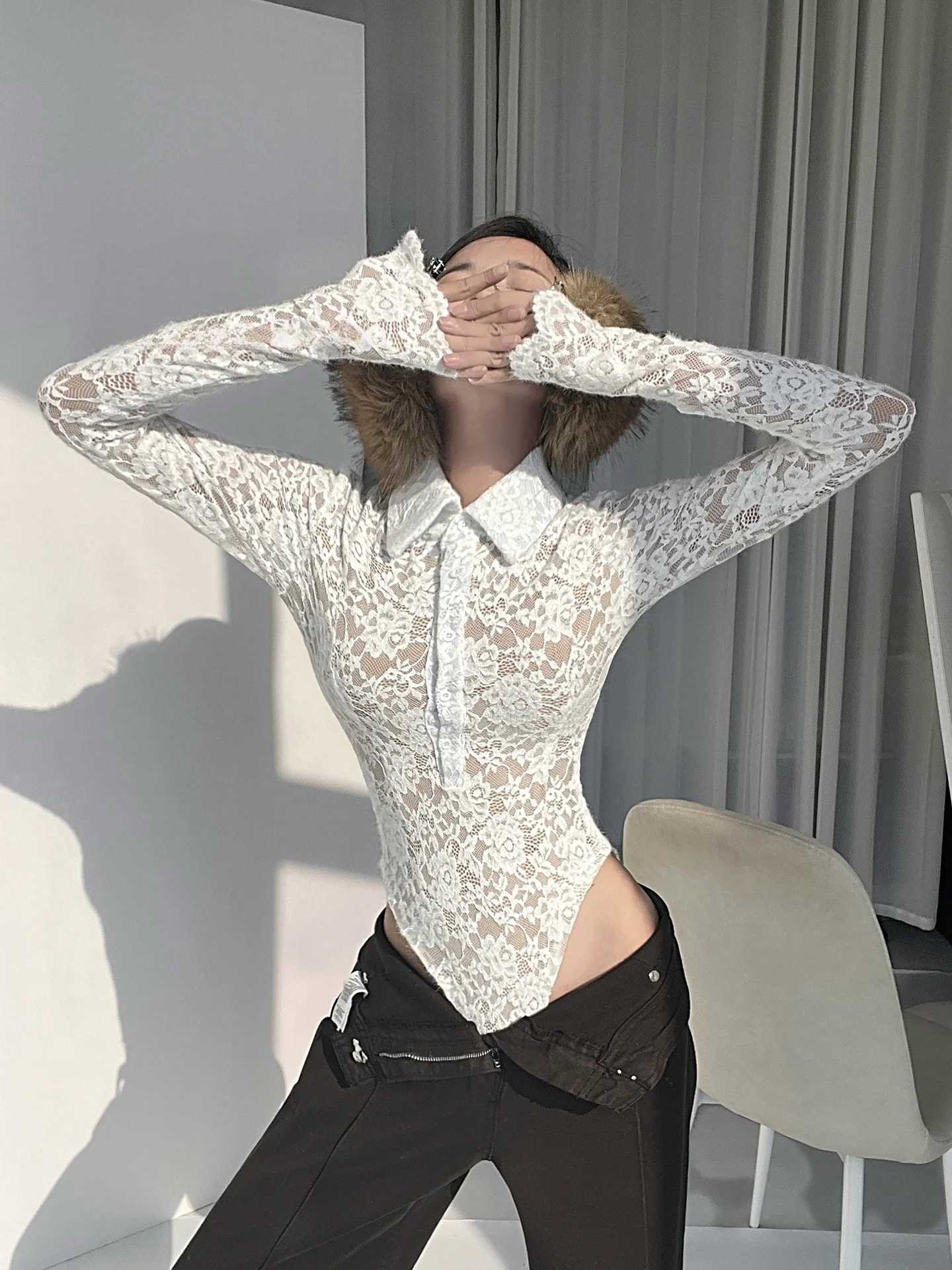 

Женская облегающая футболка MianCun с кружевными вставками и V-образным вырезом, с длинным рукавом, для ранней весны, цельное белье для верхней части тела