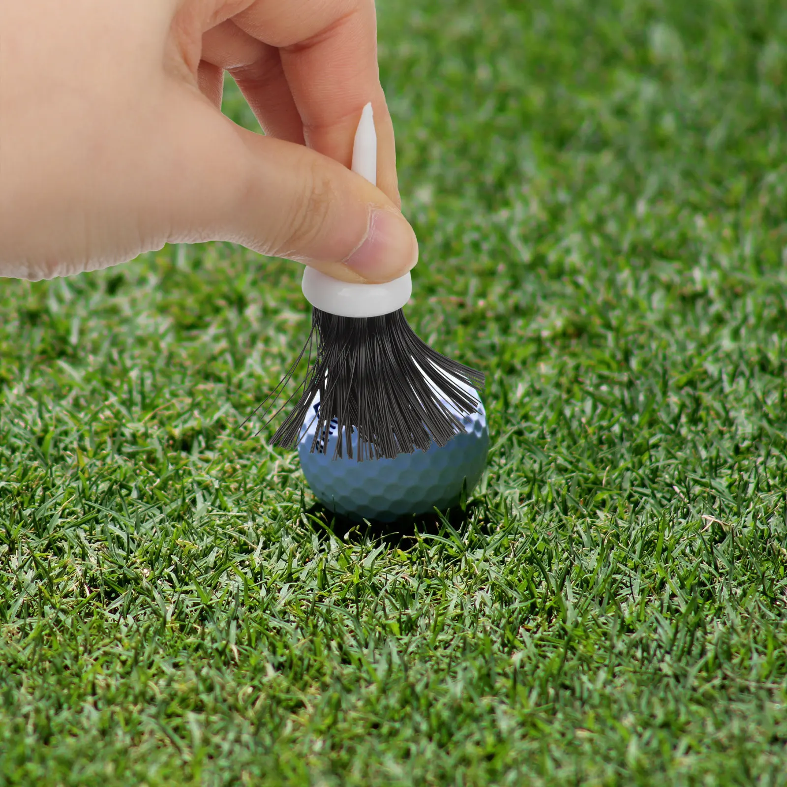 10Pcs Dual-Function Golf Tees with Built-in Ball Brush Sturdy Lightweight Wear-Resistant Golf Accessories for Home Yard Training