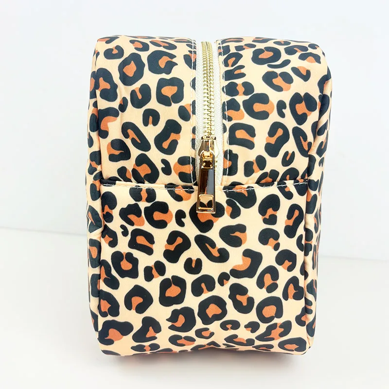 Fashion New Leopard Print Makeup Bag Nylon Toiletry Purses Travel Cosmetic Bag Portable Makeup Pouch Cosmetic Organizer