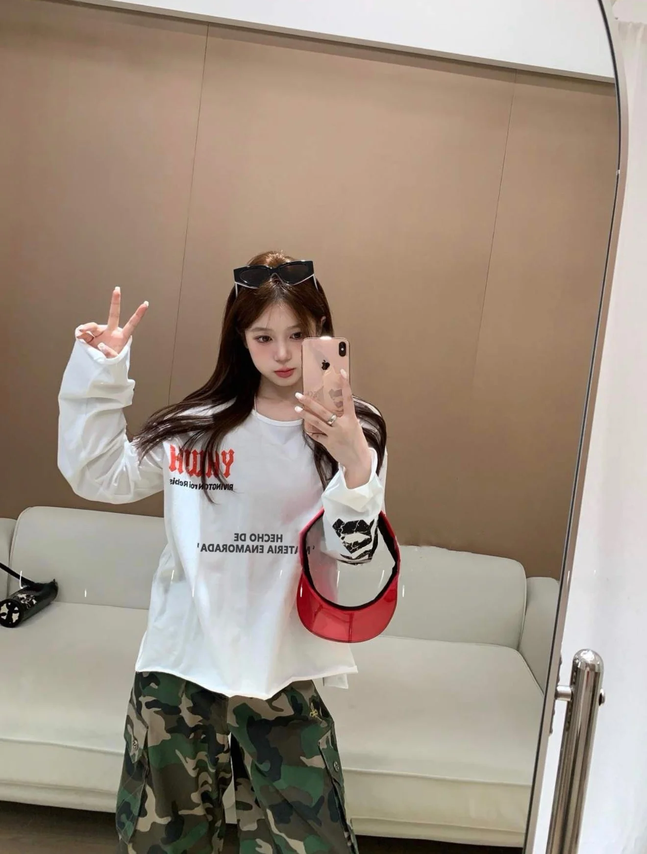 

Seoul Limited Jennie Long Sleeve Printed T-Shirt Lightweight Loose Fit UV Protection Breathable Cool Feeling Cotton Top
