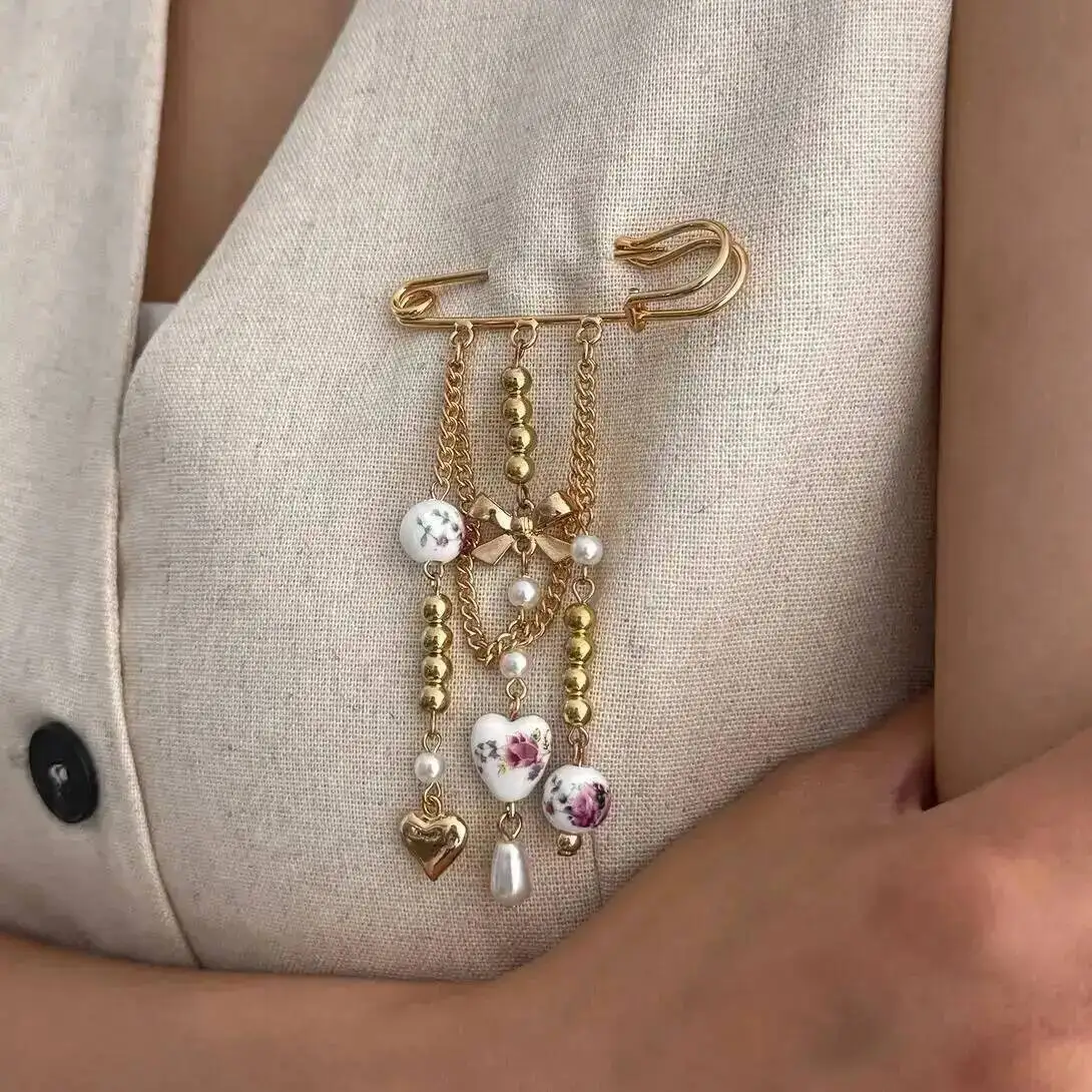 Thumbnail 3 - #72 Best Decorative Brooch Pins to Buy In 2026