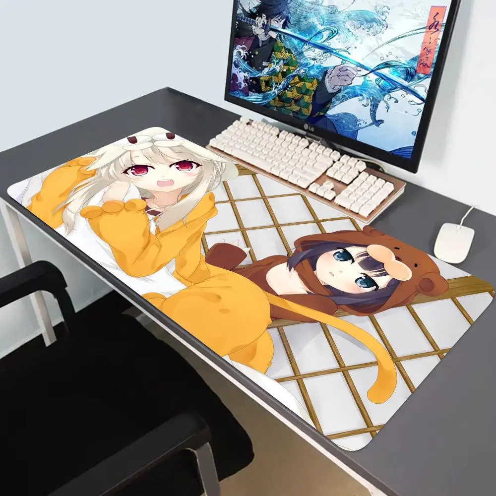 

XXL Fate Mousepad Illyasviel von Einzbern Anime Mouse Pads Keyboard Pad Manga Office Accessories Desk Mat XL Mats