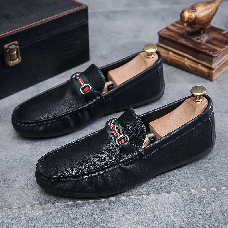 Men Easy Wear Loafers Slip on Construction, Breathable Footbed Reduce Ache, Perfect for Long Commute and Leisure Walking Use