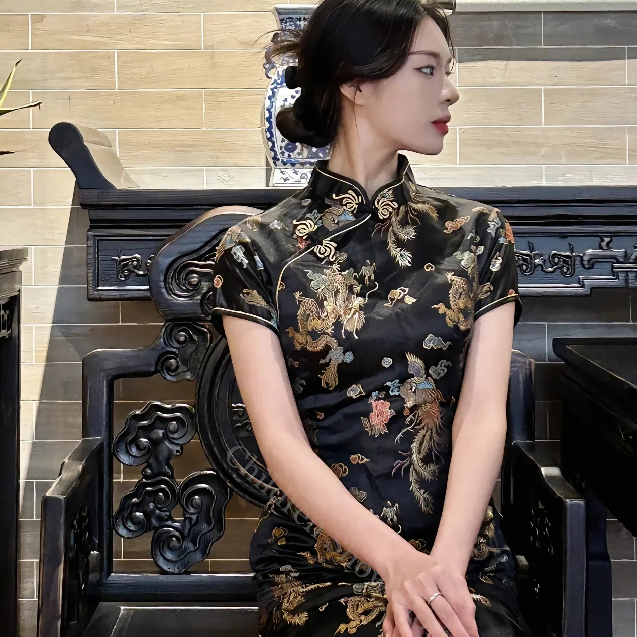 Sexy Split Cheongsam Black Dragon Phoenix Embroider Qipao Lady Long Elegant Vestidos Chinese Style Dress Plus Size 3Xl4Xl5Xl6Xl