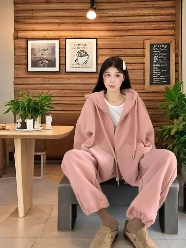 

Модный комплект больших размеров для женщин, новинка 2024 года, корейская версия, стройнящий, омолаживающий, комплект из двух предметов, трендовый, в стиле INS, большие размеры, 300 Po...