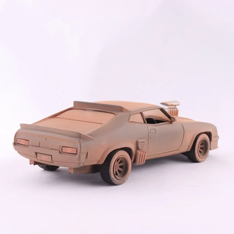 1:24 1973 Ford Falcon XB High Simulation Diecast Car Metal Alloy Model Car Toy for Children Gift Collection