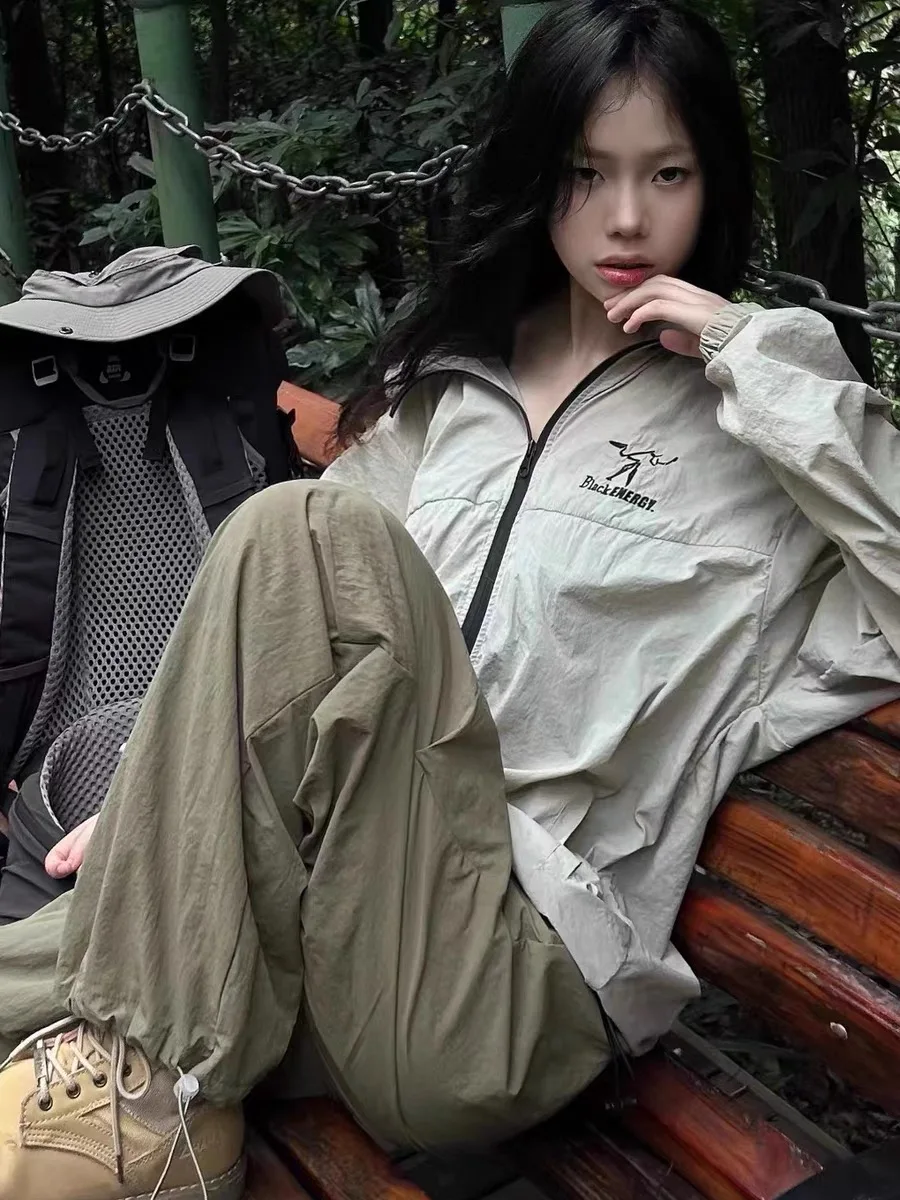 

Outdoor Mountain Series UPF50+ с капюшоном, защита от солнца, легкий дышащий женский костюм для скалолазания, универсальный сезонный костюм для четырех сезонов