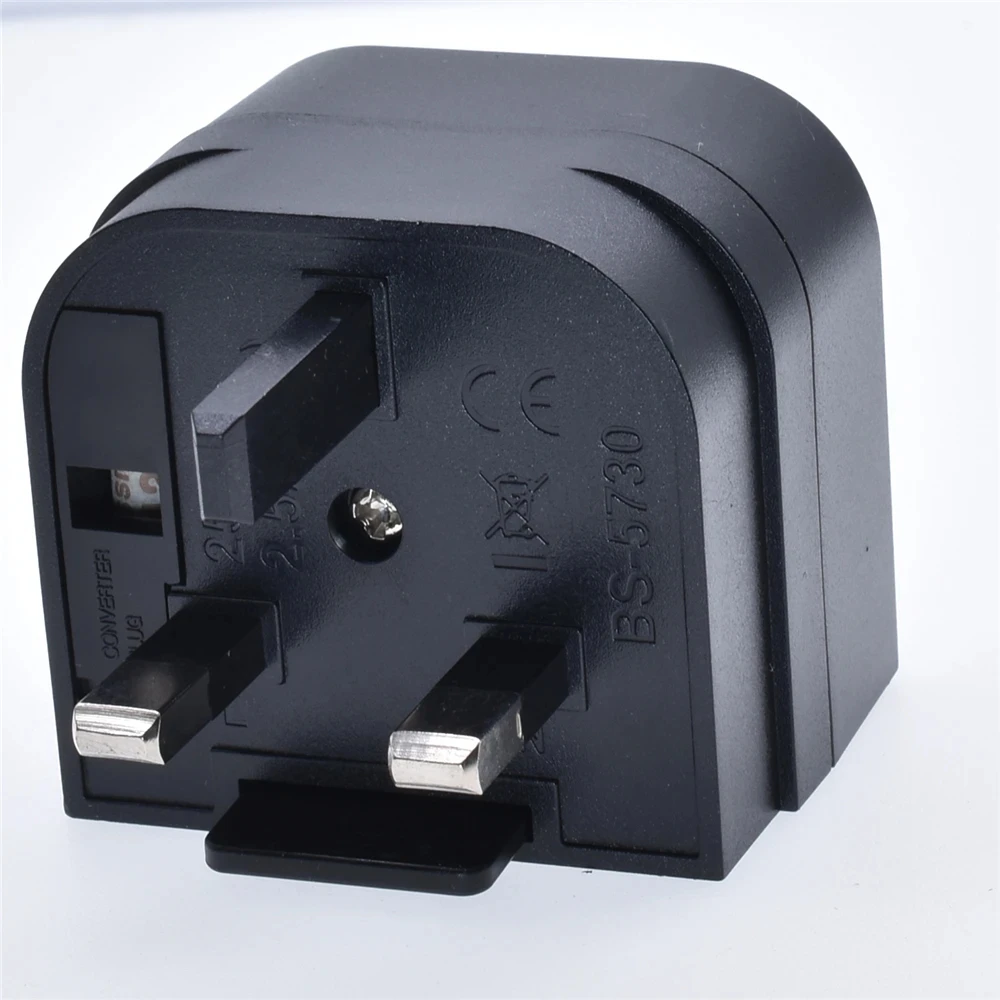 1Pc UK Plug  Type G Travel Adapter With Fuse European Standard To British Standard Conversion Plug3 Pin Conversion Power Adapter