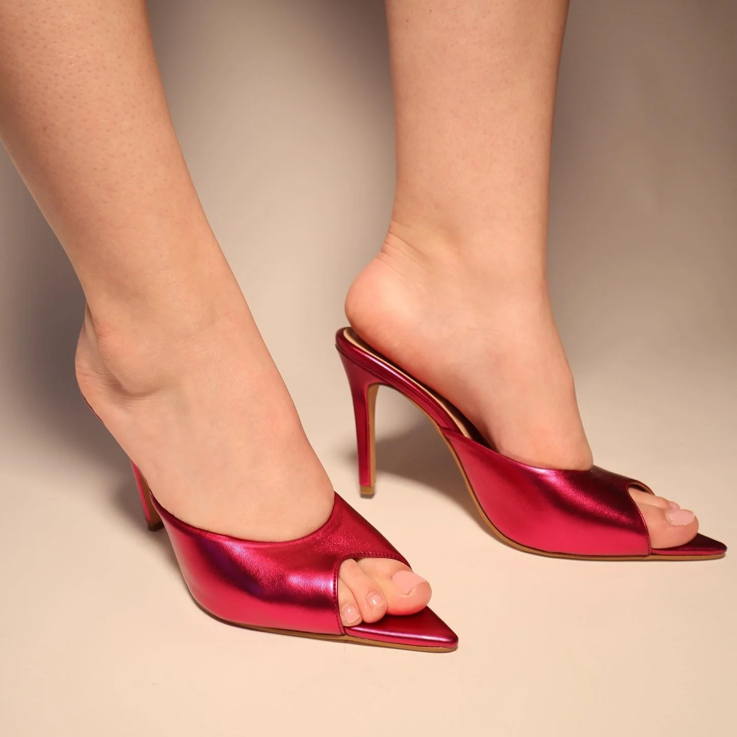 Pantoufles en cuir verni pour femmes, rouge pourpre, mules Parker pointues, talons aiguilles, solide, brillant, pantoufles d'été pour femmes