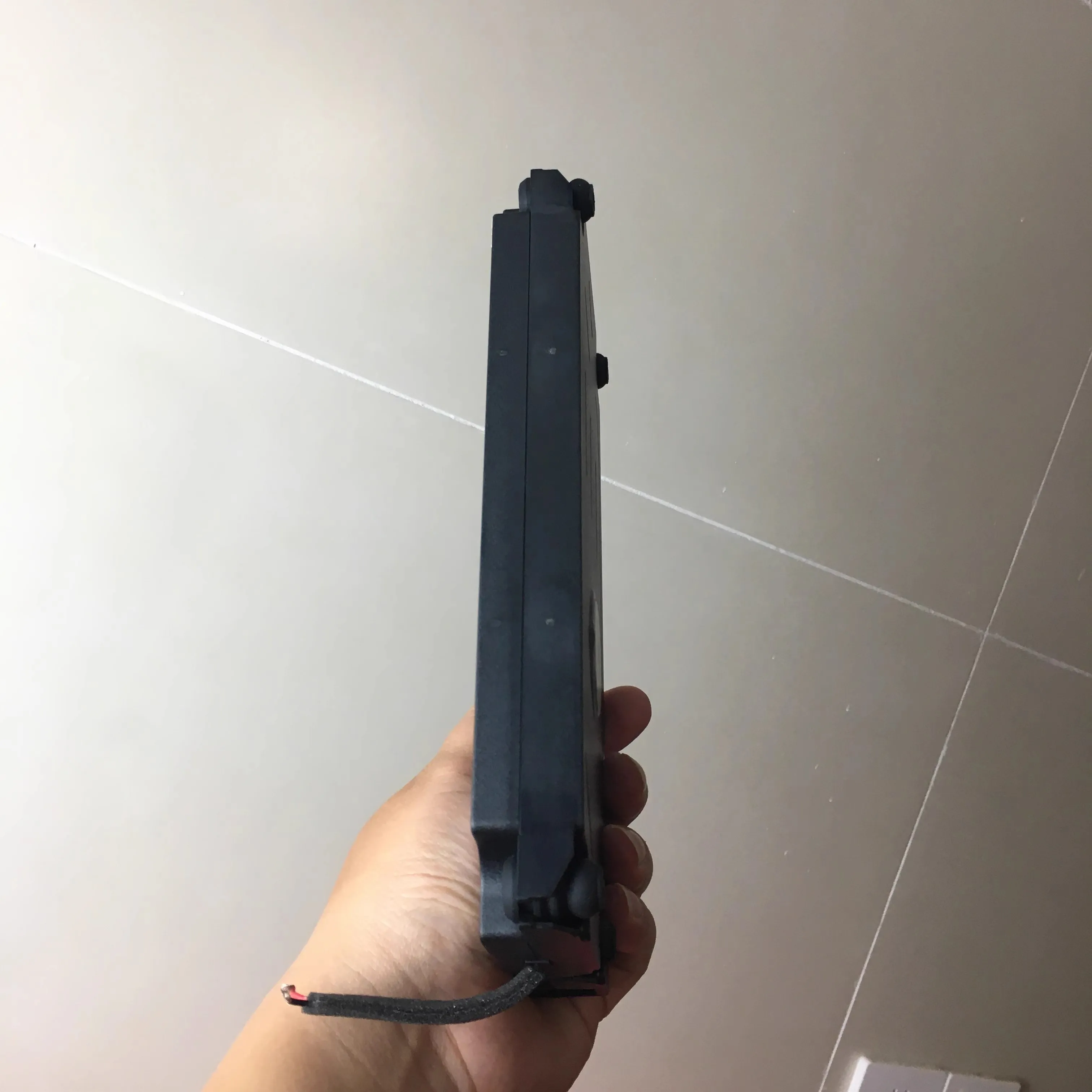 GHXAMP GGEC 2.5 インチ超スリムパッシブスピーカーフルレンジ 4 オーム 20 ワットネオジム (22x10.5x2.5cm / 8.7x4.1x1") 1 個