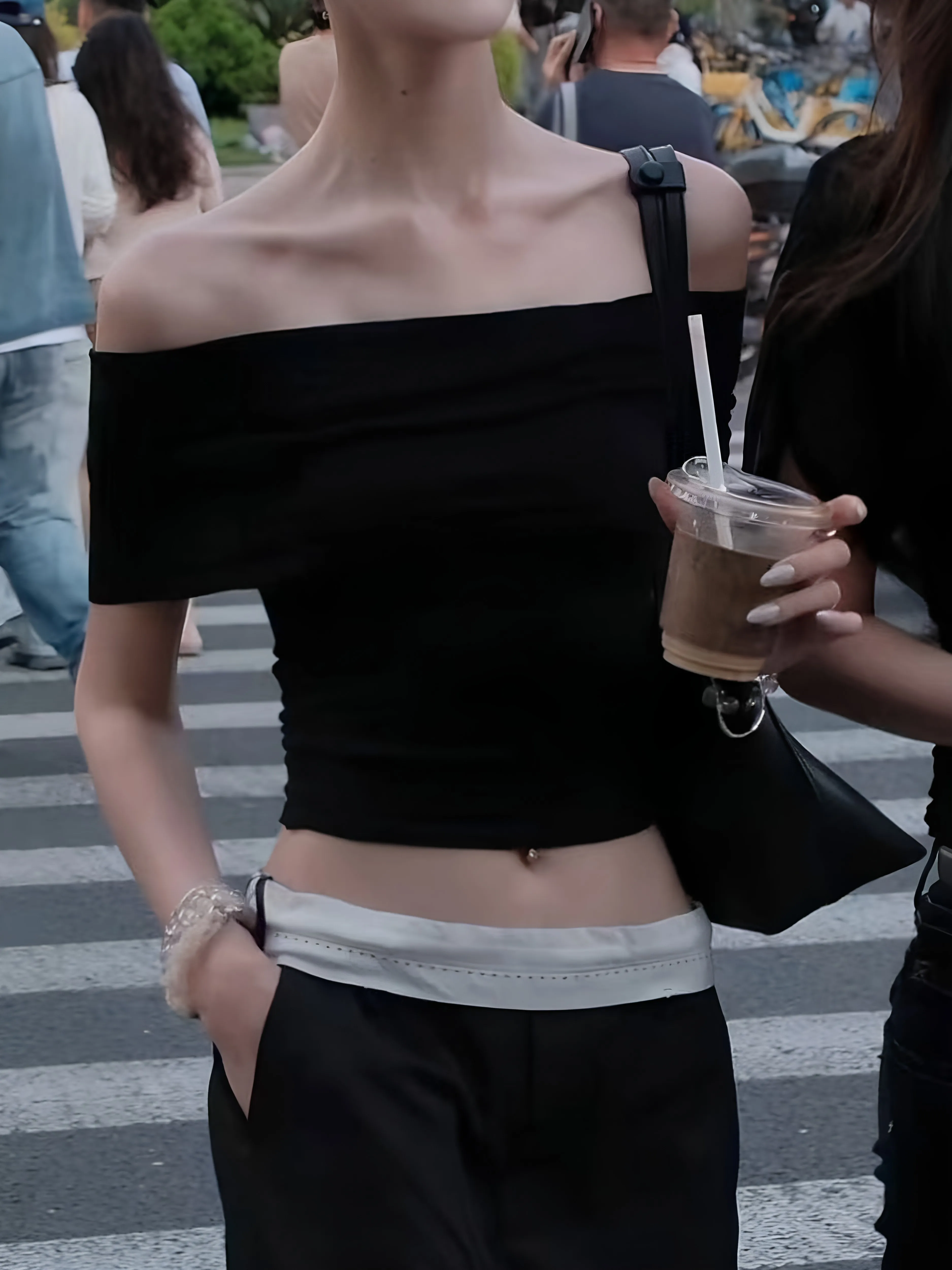Elegant Black Short Sleeve Slim Fit Shoulder Bared Women's T-shirt Summer Commute Fashion High End Top for Various Occasions