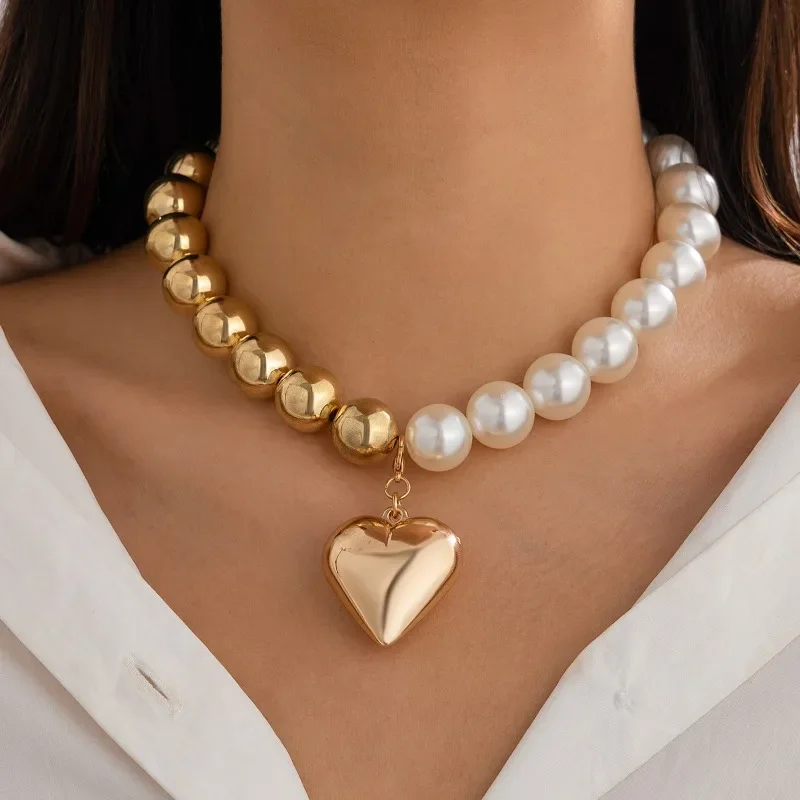 

Fashion New Large Round Beads Imitation Pearl Heart Necklace Women's Two-tone Versatile Beaded Peach Heart Necklace