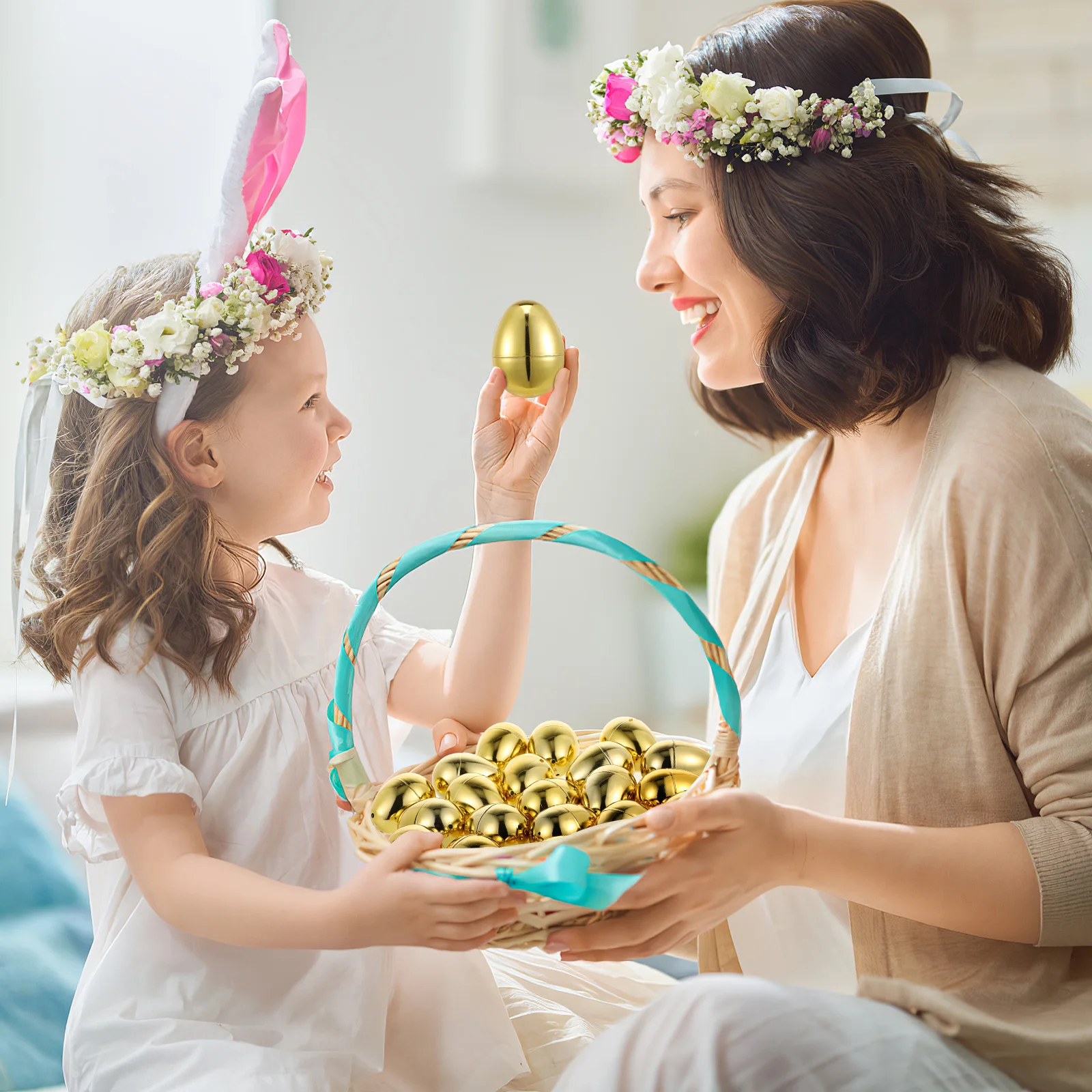 

20 Pcs Golden Plastic Fillable Easter Eggs Candy Boxes Refillable Party Favors Decor for Home Office Shop Shape Gift