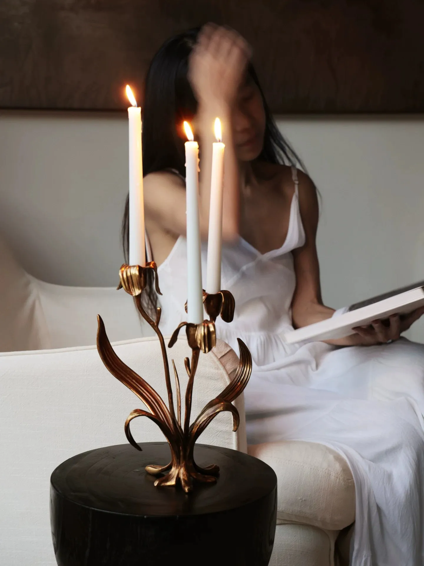 Iris Flower Cast Brass Candlestick Mid Century Art Ornament Tabletop Candle Holder Decor Gift Live Room  Room Home Decoration