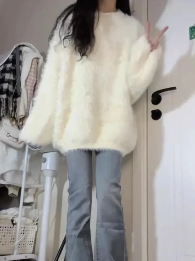 

Soft Plush Women's Knitted Sweater Loose Lazy Style Overhead Coat Warmth Autumn Winter round Neck Long Sleeve Color