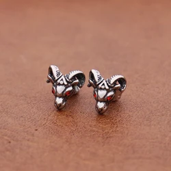 Stainless steel Retro Red Eyed Goat Earring for Men and Women Gothic Goat Stud Earring Fashion Charm Ear Jewelry Gift Wholesale