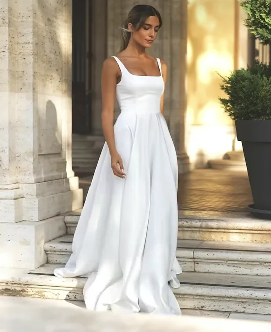 Hochzeitskleid, individuell anpassbar, quadratischer Kragen, A-Linie für Damen, atemberaubende, rückenfreie Brautkleider aus Satin, ärmellos, schlicht und elegant