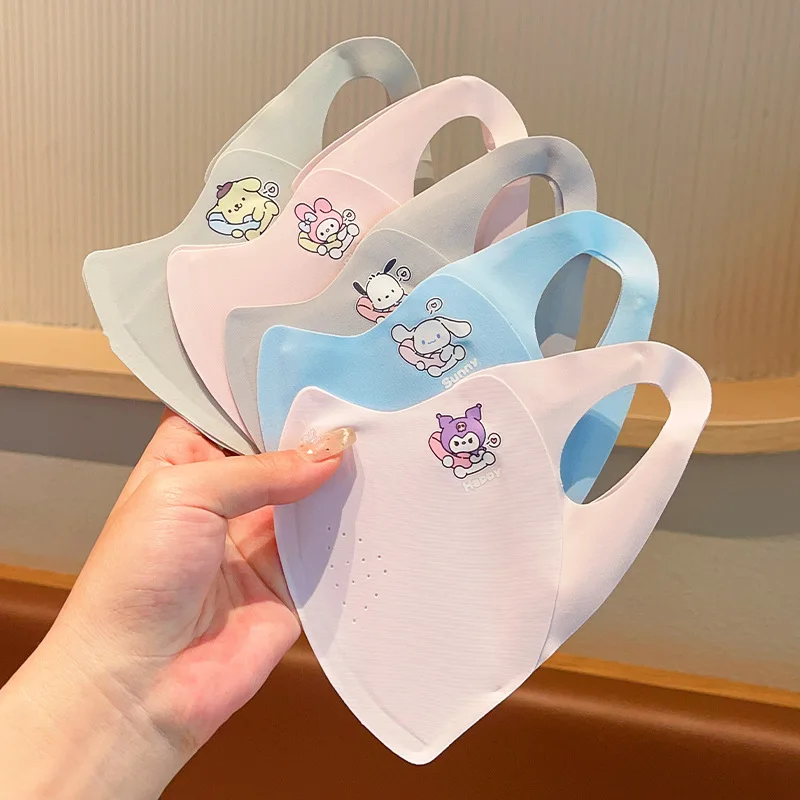 Miniso เด็กฤดูร้อนใหม่ Kuromi Sanrio ตาข่ายระบายอากาศผ้าไหมน้ําแข็งหน้ากากเด็กนักเรียนครีมกันแดดครีมกันแดดหน้ากาก