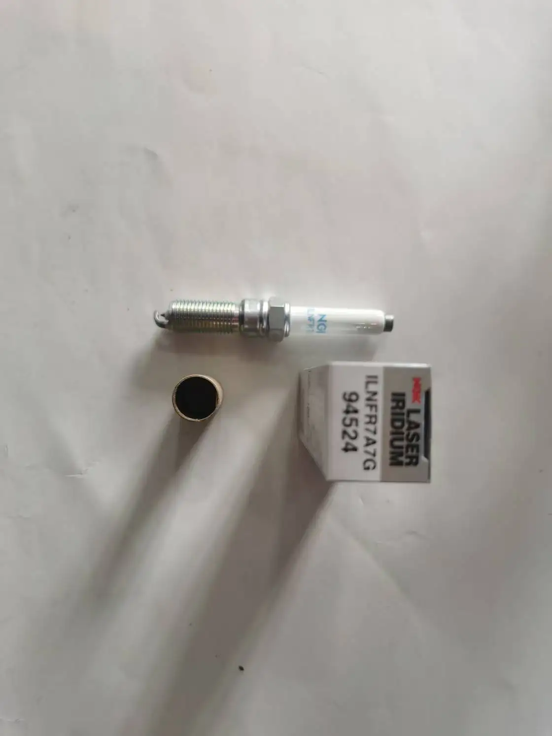 

4PCS SPARK PLUGS ILNFR7A7G 94524 FOR GM/ CHELEVEROT /VAUXHALL INSIGNIA II 147KW,169KW-