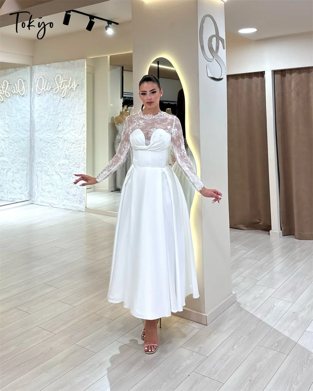 طوكيو مخصص أنيقة س الرقبة فساتين الزفاف الدانتيل طويلة الأكمام ألف خط زي العرائس 2025 الأبيض الكاحل طول فساتين الزفاف #1