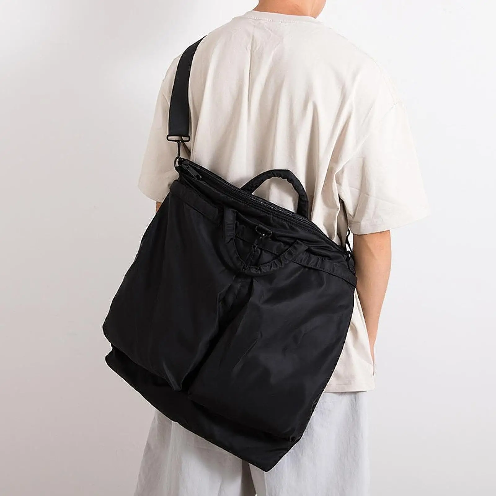 Laptop Crossbody Bag Fashion Waterproof Durability Protective Portable Handbag