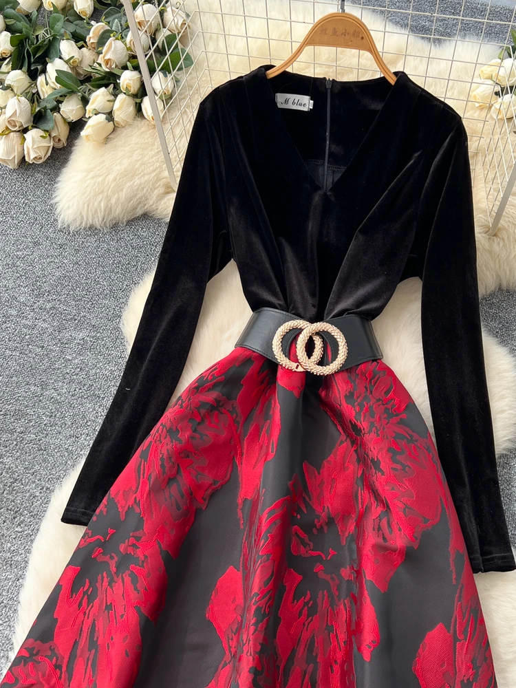   تنورة مخملية طويلة ذات خصر متوهج مع تنورة دكتور للخريف والشتاء بخصر عالٍ على شكل حرف a صورة ظلية Ci Commute Dr