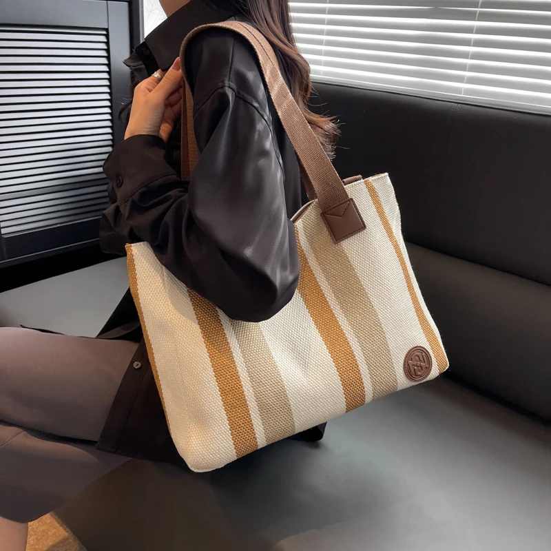 

Striped Handbags for Office Women Shoulder Crossbody Bag for Women Vintage Shopper Shopping Bags Ladies Totes 2025 Winter