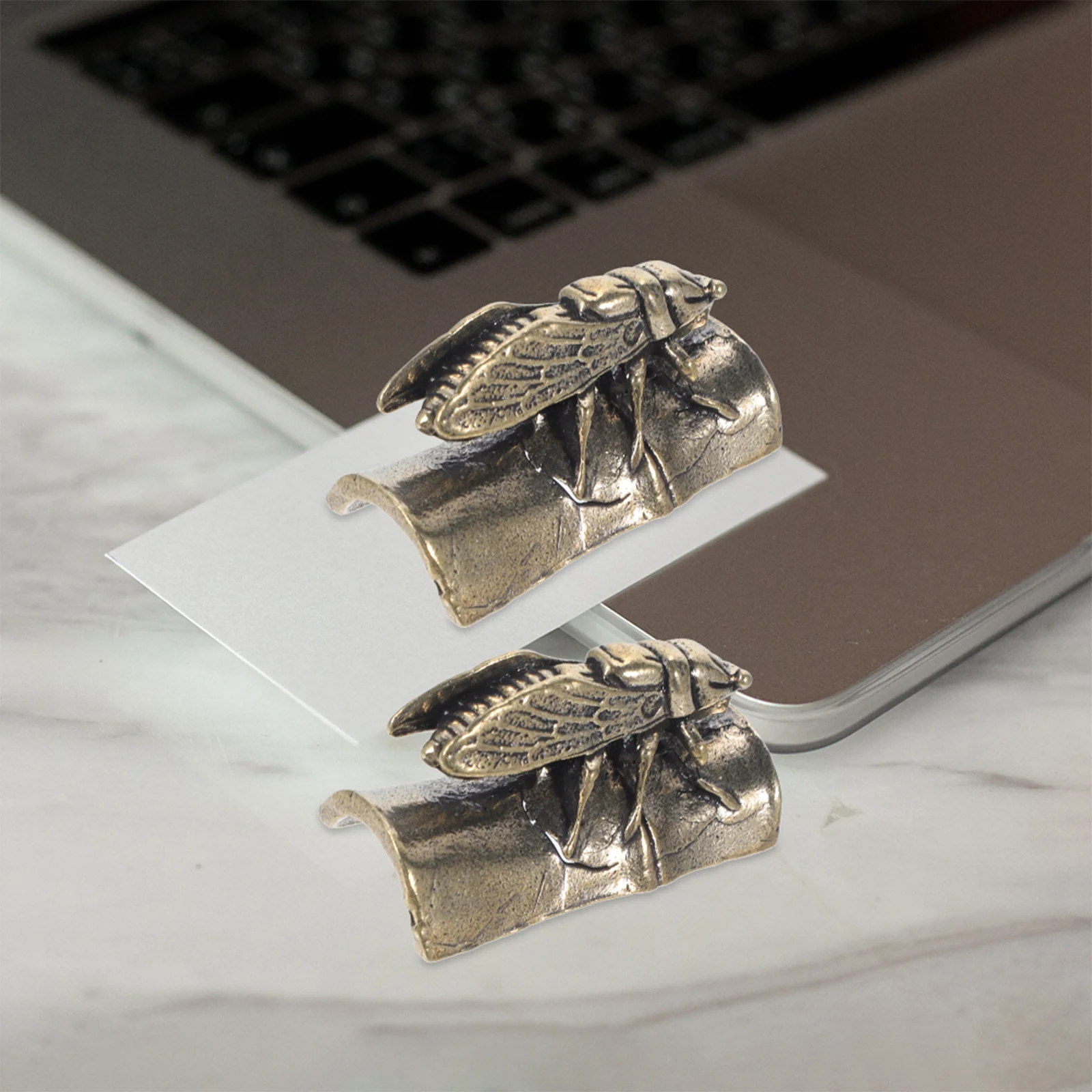 

Solid Brass Cicadas Desktop Paperweight Creative Brass Craft Decorative Table Ornament Vintage Calligraphy Paperweight Office
