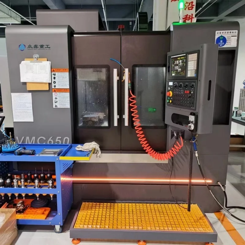 High-Accuracy Mini VMC 650 CNC Vertical Hining Center