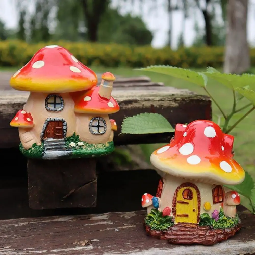 

Resin Mushroom House Ornaments Gardening Landscaping Potted Decoration Pastoral Ornaments Tulip