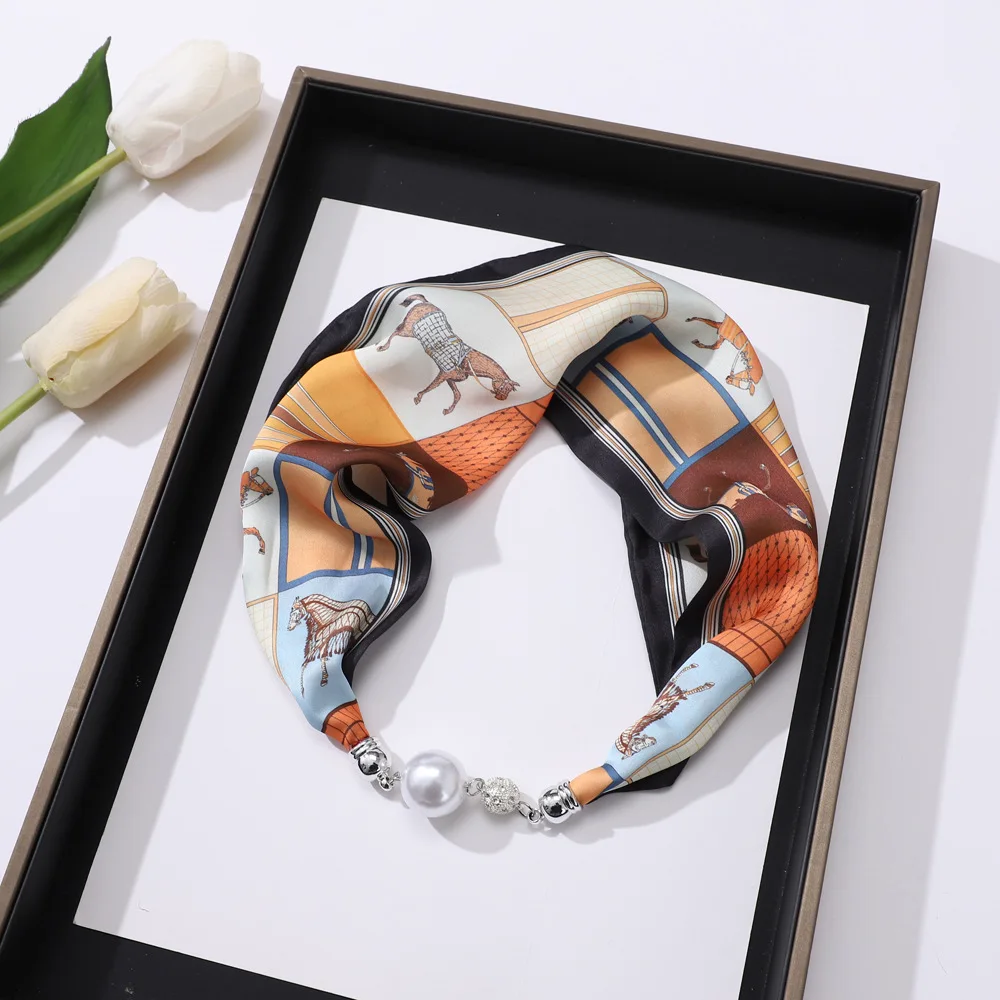 

Luxury Scarf Silk Pendant Magnetic Chain Collarbone Buckle Pearl Lazy Thin Bandana Headscarf Handkerchief Designer Hair Bands