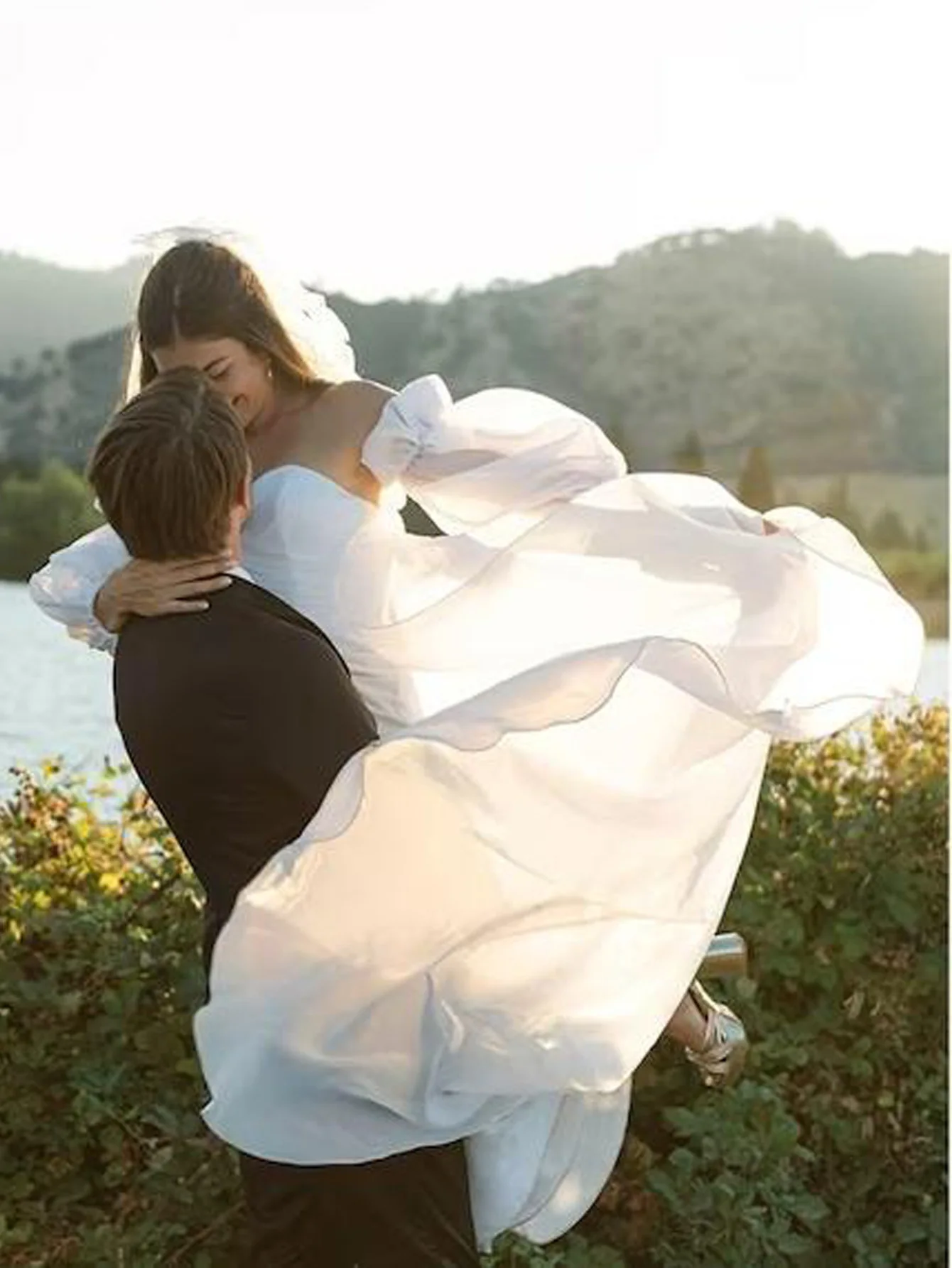 Bride Detachable Wedding Organza Wrap with Sleeves Accessory Travel Photography Party Wedding Bridal Accessories image 4