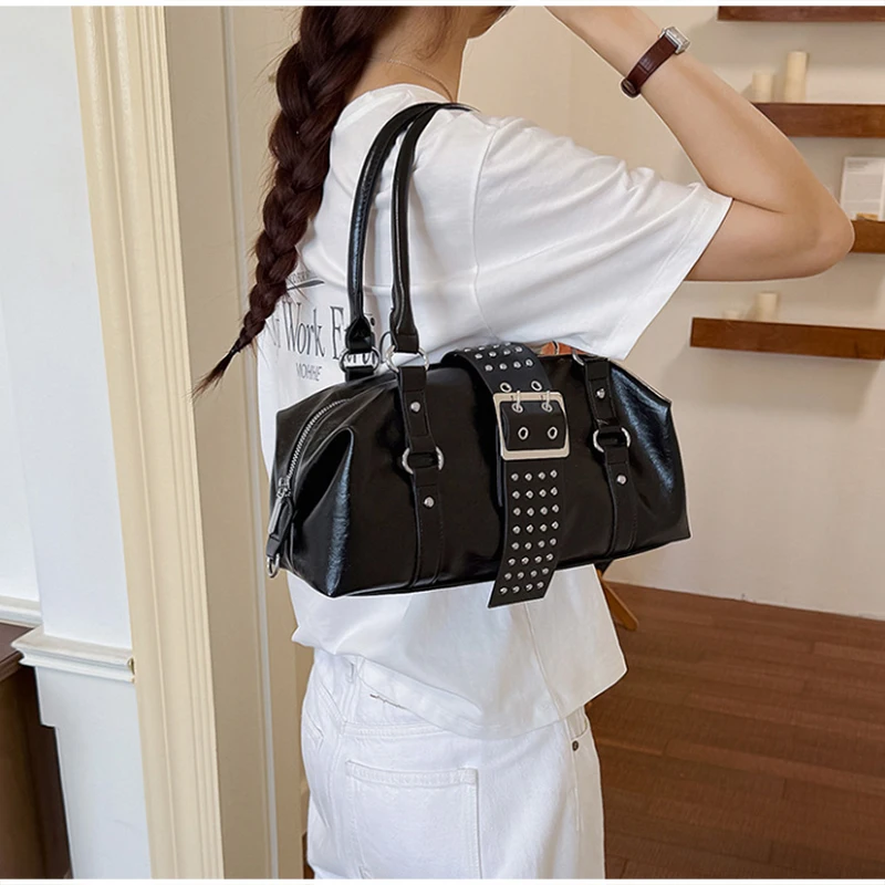 Y2k Nieten-Gürtelschnallen-Handtasche, Damen Motorrad Biker Punk-Stil Metall-Nieten-Schultertasche, Koreanische Y2k Mädchen Reißverschluss-Tragetasche – Detail 28