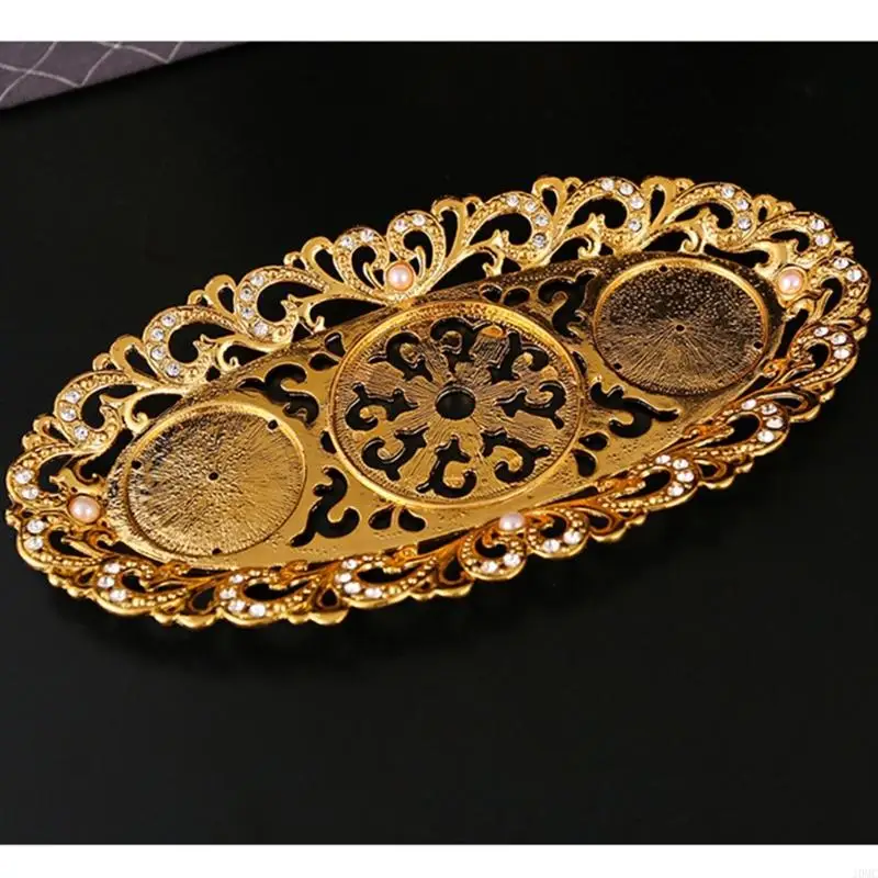 

Decorative Glass Condiment Bottles With Golden Metal Frame And Pearls Detail Seasoning Container J0MC