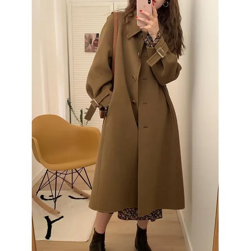 2025 New Women's Woolen Coat Medium Length Elegant Hepburn Style Small Size Outerwear Autumn Winter Seasonal Fashion