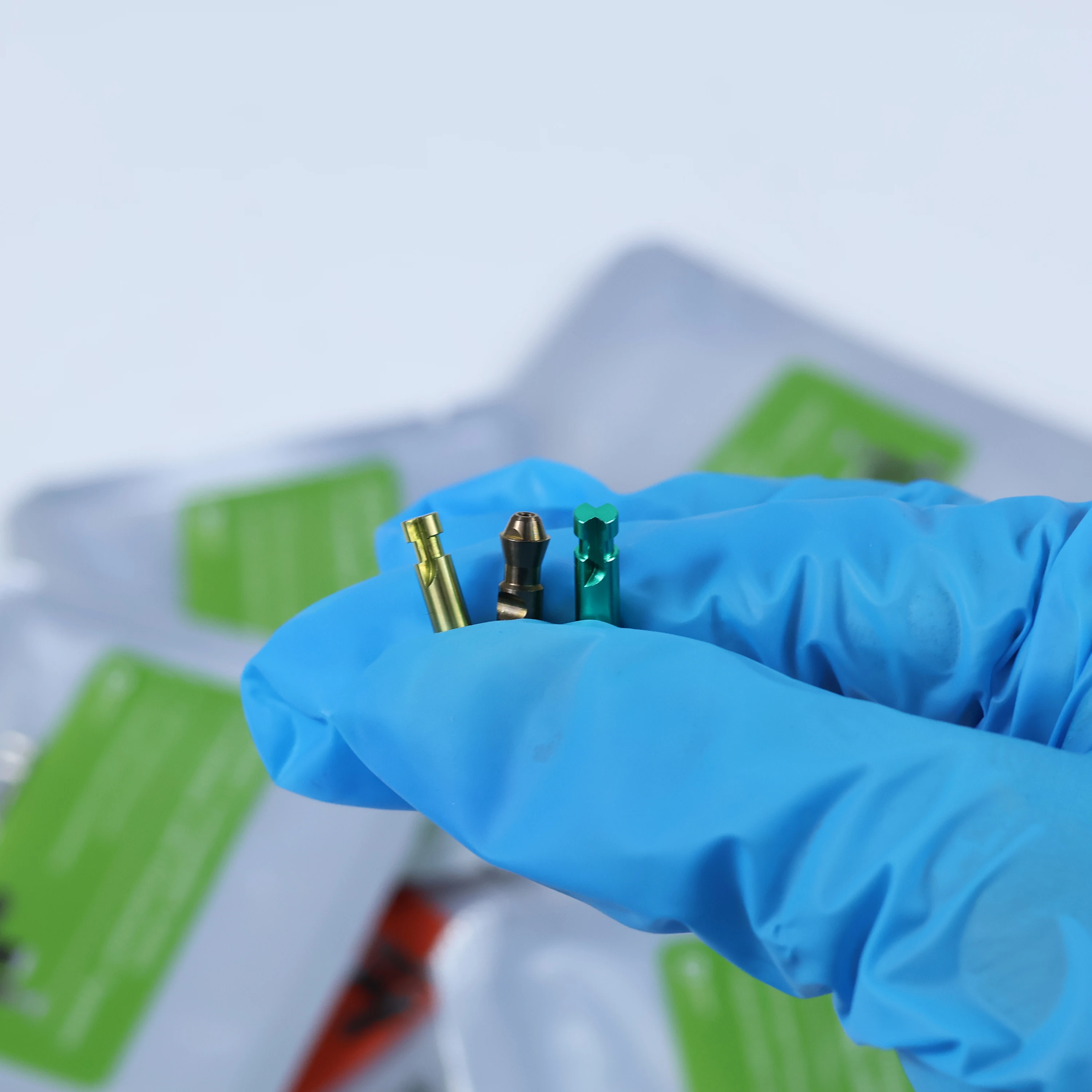 ITI Straumann Dentium Osstem ملحقات زراعة الأسنان مفك مسامير مفتوحة مغلقة صينية التناظرية RC NC كاب