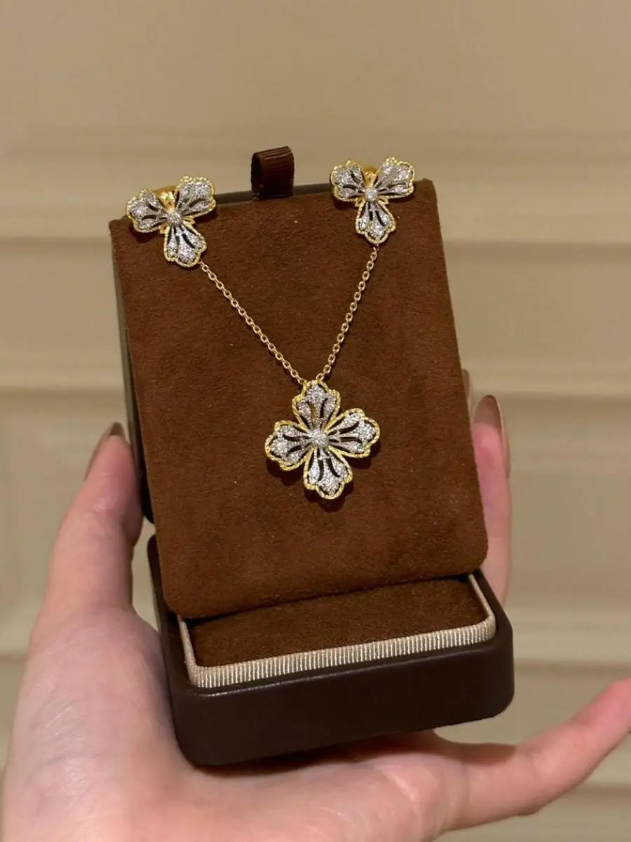 Ele Vintage Lace Je…