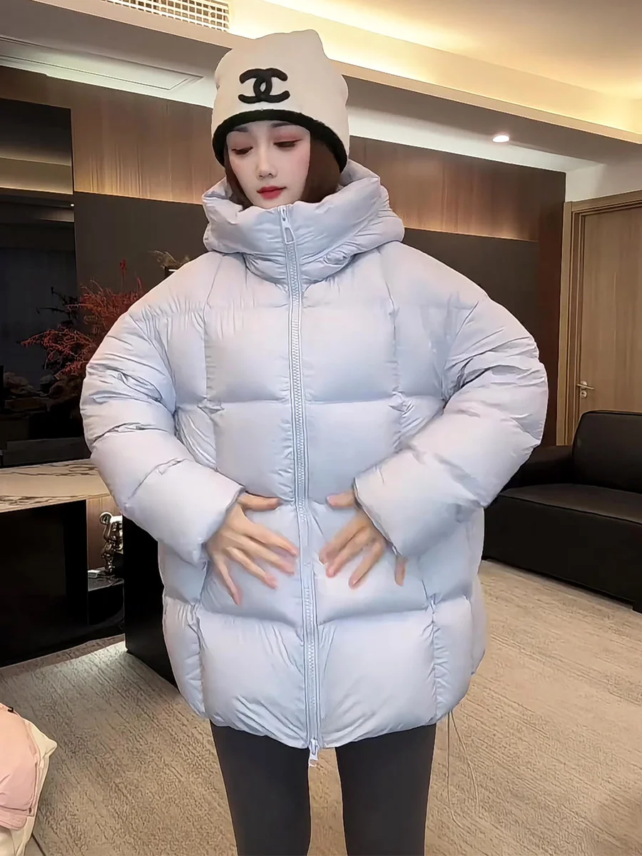 Casaco Feminino de Inverno Coreano Sle Cloud Puff Branco com Capuz, Acolchoado, Azul, Corte Solto, Moda