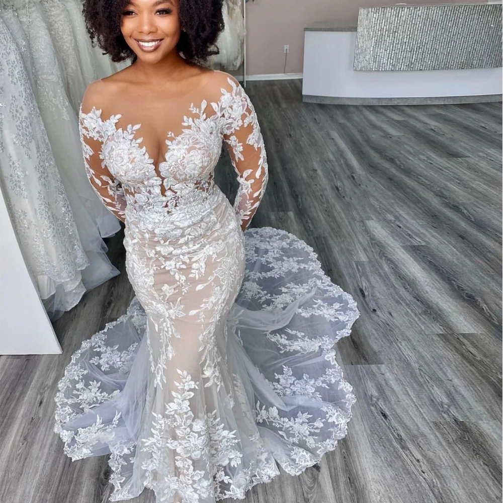 

Elegant Long Sleeves Lace Mermaid Wedding Dress Bridal Gown Deep See-through V Neck Lace Applique Backless Long Bride Dress