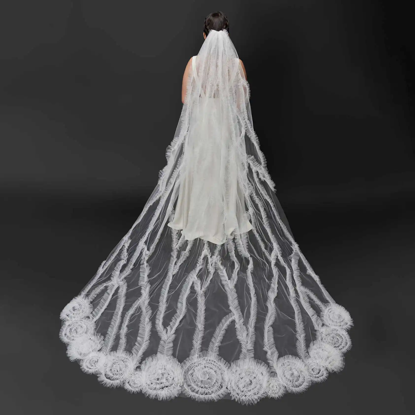 velo-da-sposa-in-tulle-elegante-velo-a-una-strato-con-pieghe-e-applicazioni-in-pizzo-bianco-o-avorio-personalizzabile